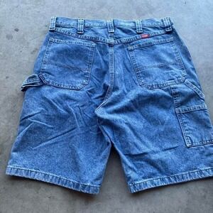 Vintage baggy wrangler jorts with an amazing fit and bamboo weave type material